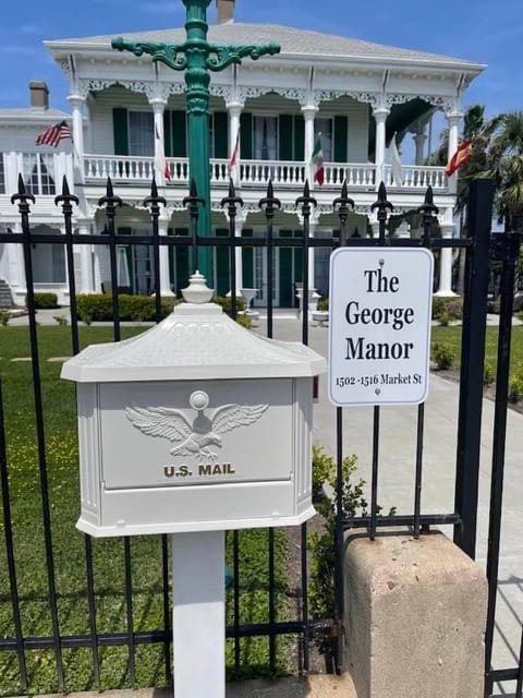 The George Manor Chambre d’hôte in Texas City