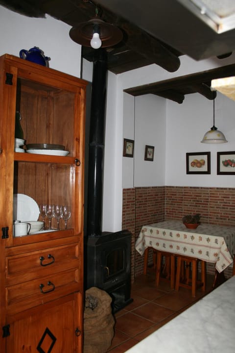 El Altillo House in Sierra de Huelva