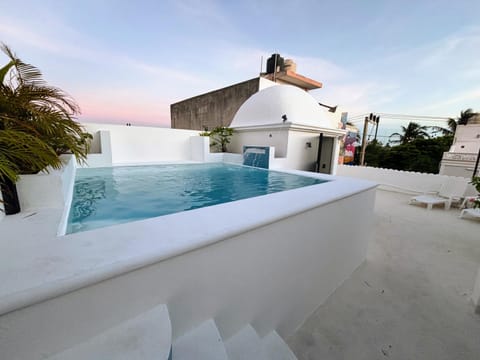 Balcony/Terrace, Swimming pool