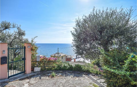 Nice Apartment In Recco With House Sea View House in Recco