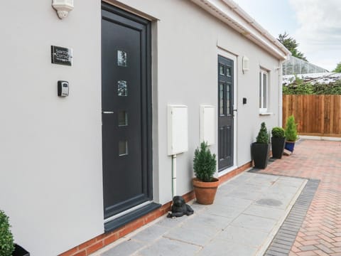 Sawtons Cottage 2 House in Dawlish