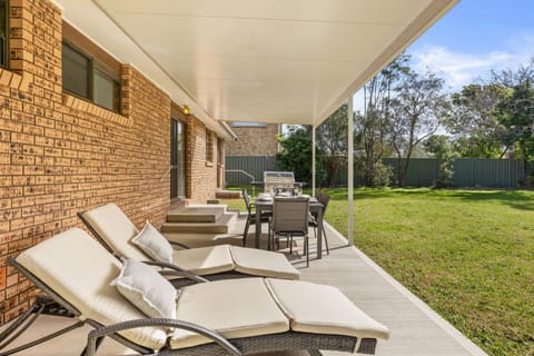 Mum's Beach House by Experience Jervis Bay House in Vincentia