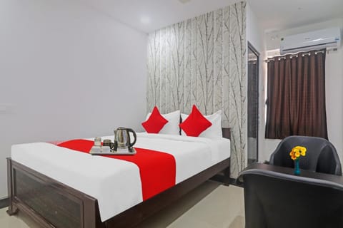 Super OYO Alwal Residency Hotel in Secunderabad