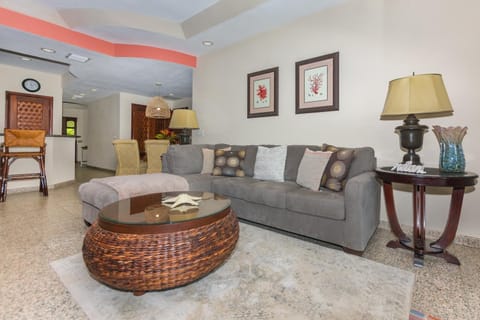 Lawson Rock - Seahorse 105 condo Apartment in Bay Islands Department