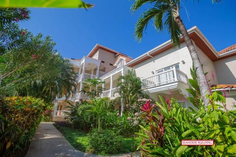 Lawson Rock - Seahorse 105 condo Condo in Bay Islands Department