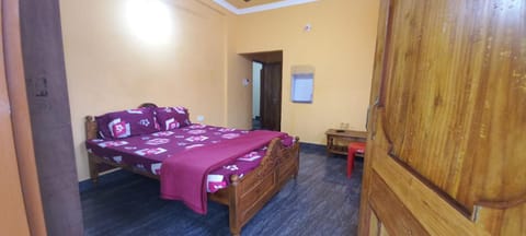 Goroomgo Neelachal Holiday Nibasa Puri Hotel in Puri