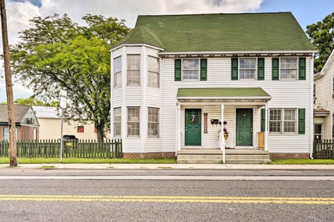 Historic Dtwn Home 2 Mi to Military Park! House in Gettysburg