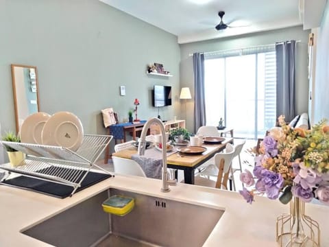 4 Bedroom Resort Suites Residence old klang road, MidValley Condo in Petaling Jaya