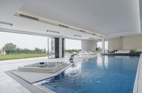 Hot Tub, Spa and wellness centre/facilities, Swimming pool