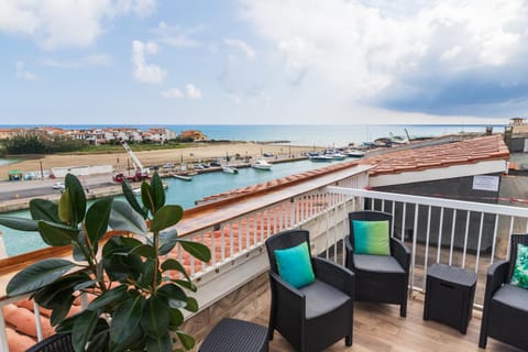 Day, View (from property/room), Sea view