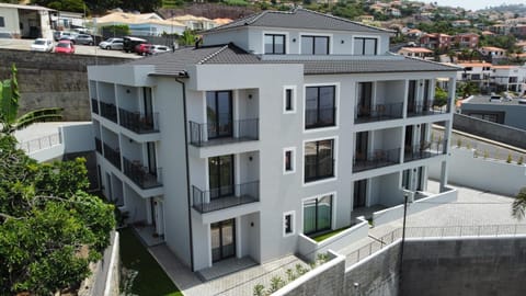 Property building, Neighbourhood, Street view