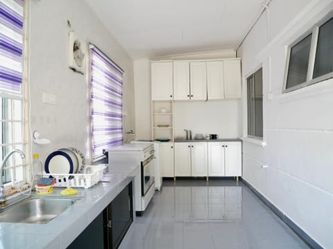 Kitchen or kitchenette, kitchen