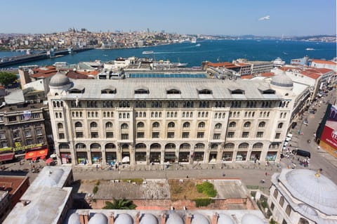 Facade/entrance, Bird's eye view, View (from property/room), Sea view