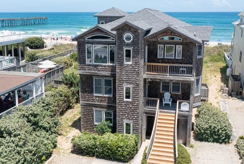 6067 The Sand Pebble Oceanfront Maison in Nags Head