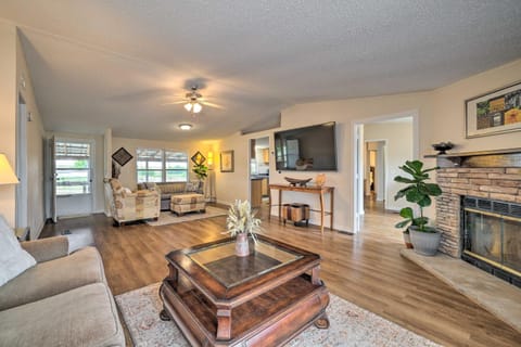 Family-Friendly San Marcos Home Close to TSU! Haus in San Marcos