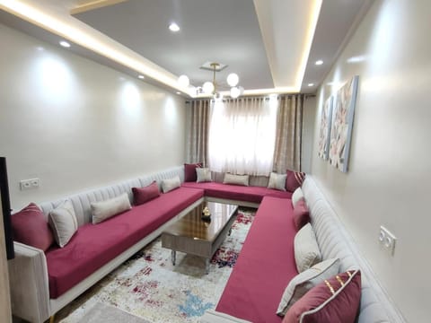 Superb apartment with free parking on premise with air conditioner Apartment in Tangier