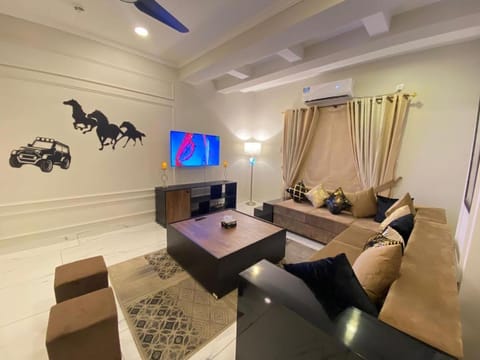 De-Meridian Luxury Apartments Condo in Islamabad