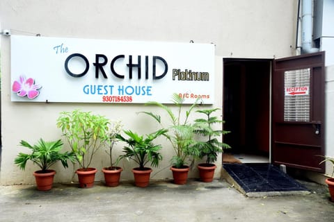 Orchid Platinum Guest House Hotel in Pune