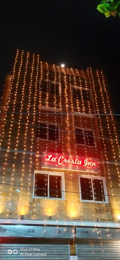 LA CRESTA INN Bed and Breakfast in Kolkata