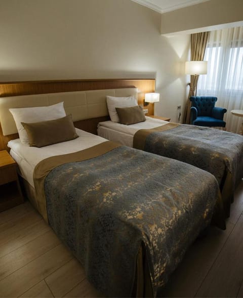 Patalya Lakeside Resort Hotel Bed and Breakfast in Ankara