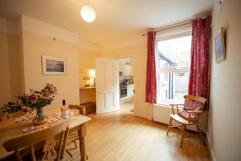 Buckenham Cottage House in Cromer