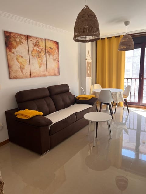 Atico Caripa Piñeiro Apartment in Bueu