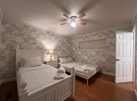 5 bedroom house in prestigious neighborhood! House in Walnut Creek