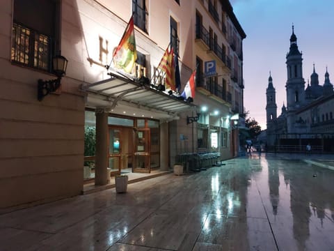 Property building, Night, City view, Location