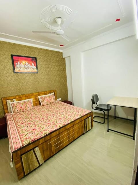 2 bhk fully furnished luxurious private apartment Appartamento in Jaipur