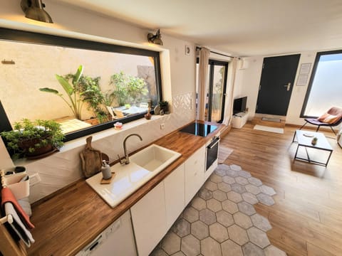 Cocon Nature Montpellier - Jacuzzi & Sauna - 300m du Tramway Appartamento in Castelnau-le-Lez