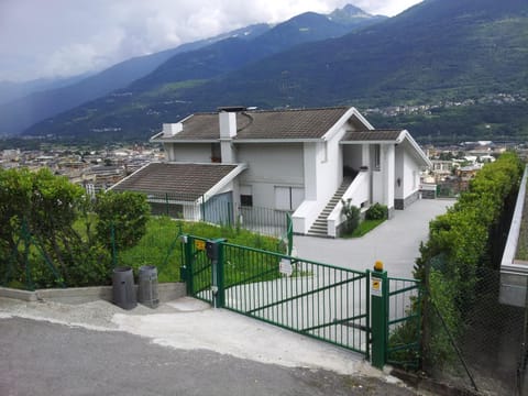 Property building, Garden