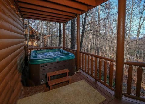 Smoky Treehouse Lodge #614 House in Gatlinburg