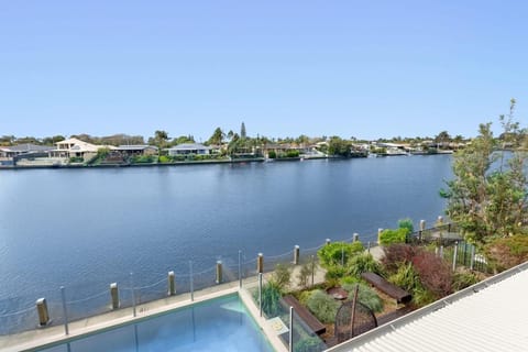 Luxurious Waterfront Paradise Stunning Views House in Currimundi