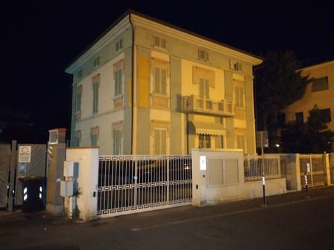 Property building, Night