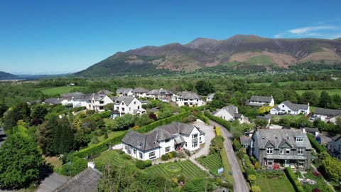 Neighbourhood, Bird's eye view