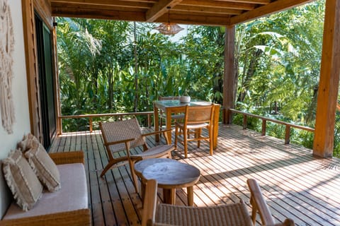 View (from property/room), Balcony/Terrace, Garden view