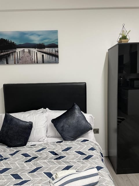 BV Lush Studio At Queensgate Huddersfield Town Centre Apartment in Huddersfield