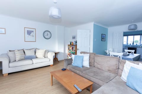 Tankerton Town House, 1 parking space, 150m beach Casa in Whitstable