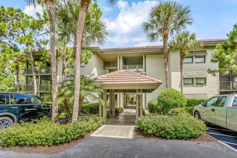 Wild Pines Retreat Condo in Bonita Springs