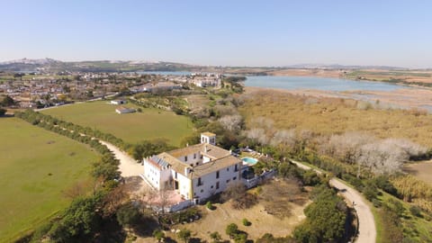 Nearby landmark, Natural landscape, Bird's eye view, On site, City view, Garden view, Lake view, Landmark view, Mountain view, River view