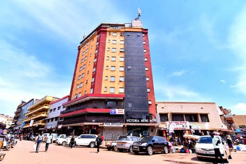 Property building, Neighbourhood, City view, Street view, Parking