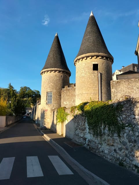 Day, Neighbourhood, Landmark view