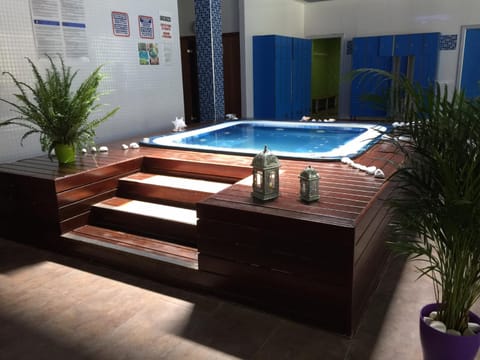 Hot Tub, Sauna, Steam room, Spa and wellness centre/facilities