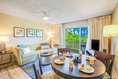 Plantation Hale D10 Apartment in Wailua