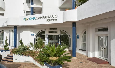 Aparthotel Ona Campanario Apartment hotel in Sitio de Calahonda