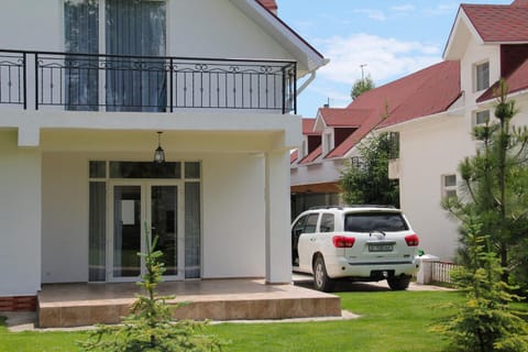 Property building, Garden, Garden view