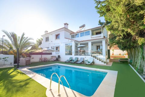 VB Guadalmedina 4BDR Coast-Centre Villa Villa in Torremolinos