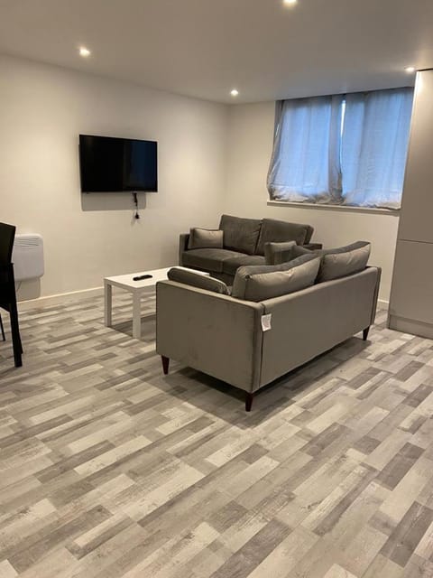 Suites by Rehoboth - Overcomers- Deptford Apartment in London Borough of Southwark