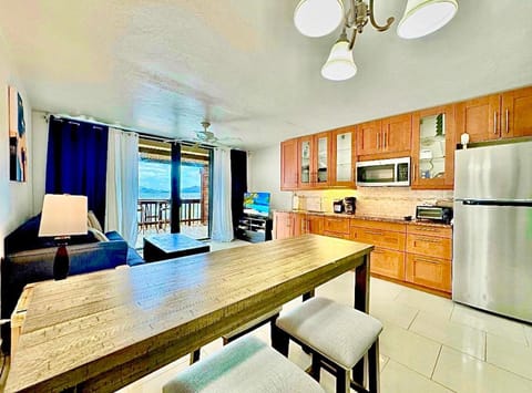 Sapphire Beachfront Condo - Free Wi-Fi - Save! Apartment in Virgin Islands (U.S.)