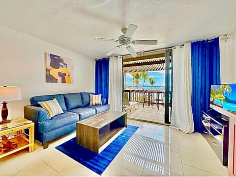 Sapphire Beachfront Condo - Free Wi-Fi - Save! Apartment in Virgin Islands (U.S.)